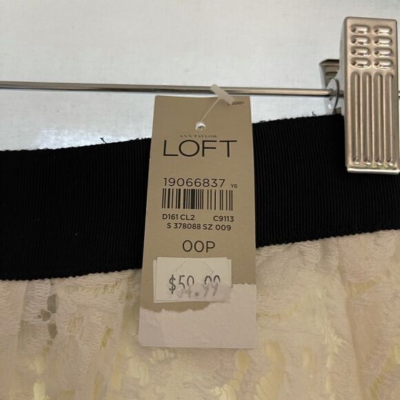 Loft lace skirt - Picture 11 of 14